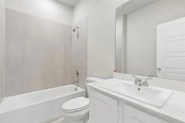 $382,490 | 3903 Somerville Drive, Farmersville, TX 75442