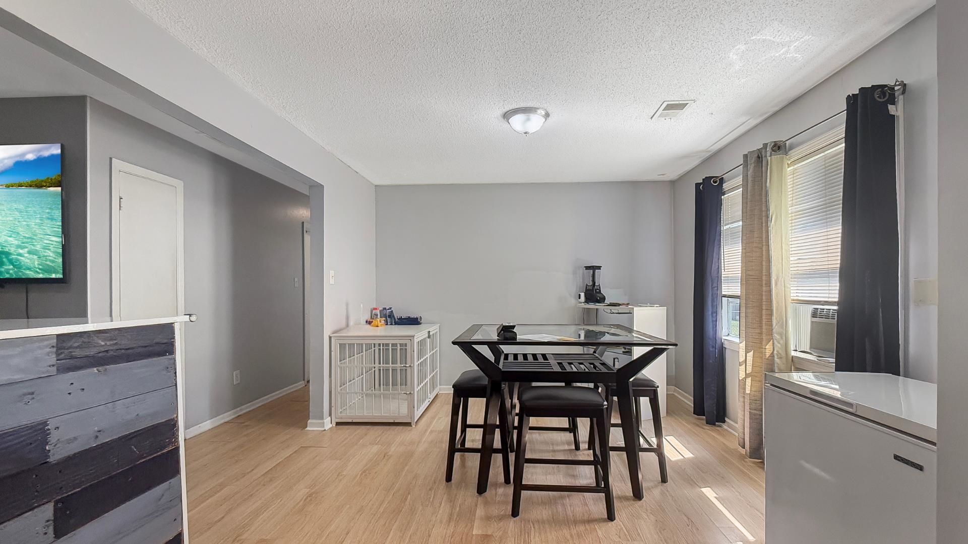 931 West Raines Road Memphis, TN 38109 - Photo 5 of 18