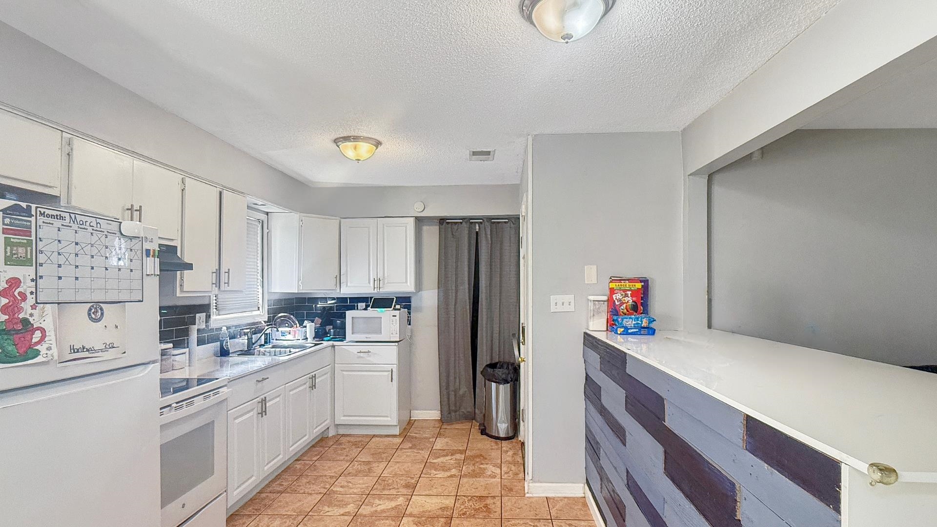 931 West Raines Road Memphis, TN 38109 - Photo 8 of 18