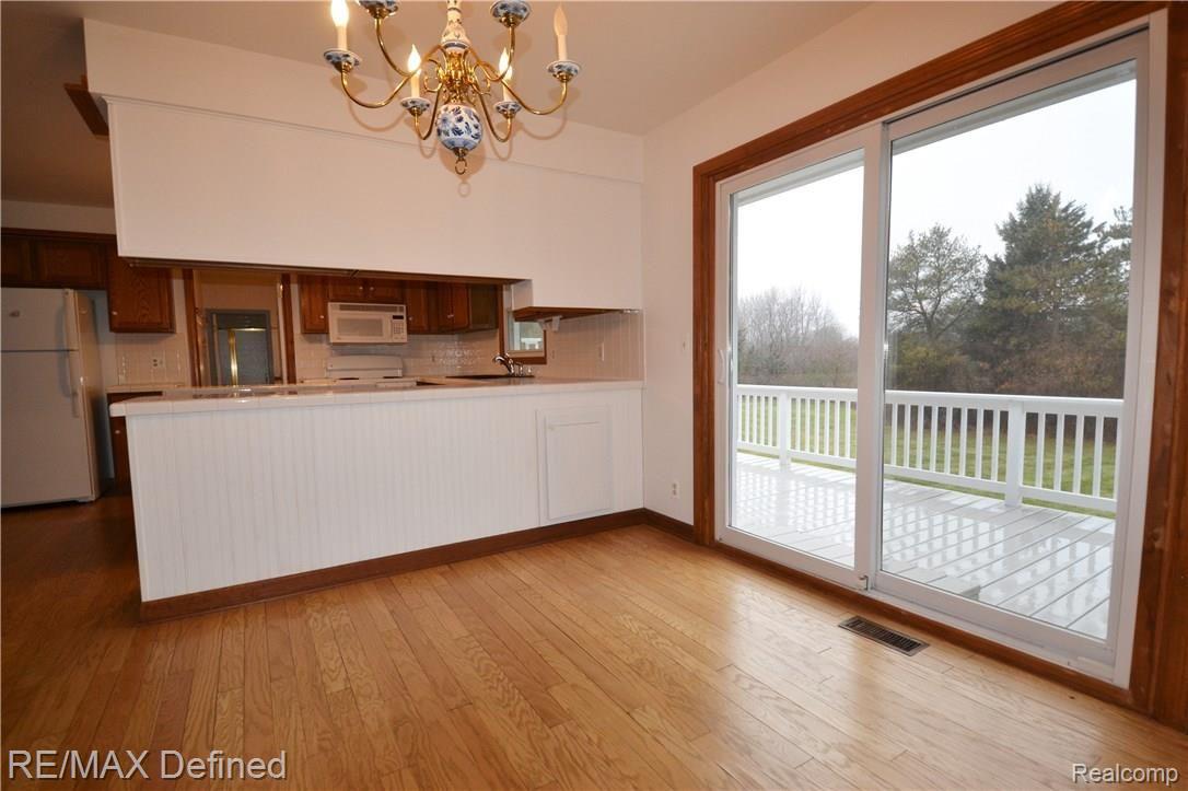 3166 Landview Drive Rochester, MI 48306 - Photo 15 of 66 DSC_0258 (2).JPG