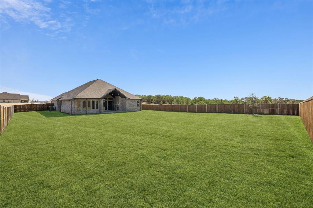 137 Cross Timbers Street Azle, TX 76020 - Photo 26 of 32 26-137Cross_026