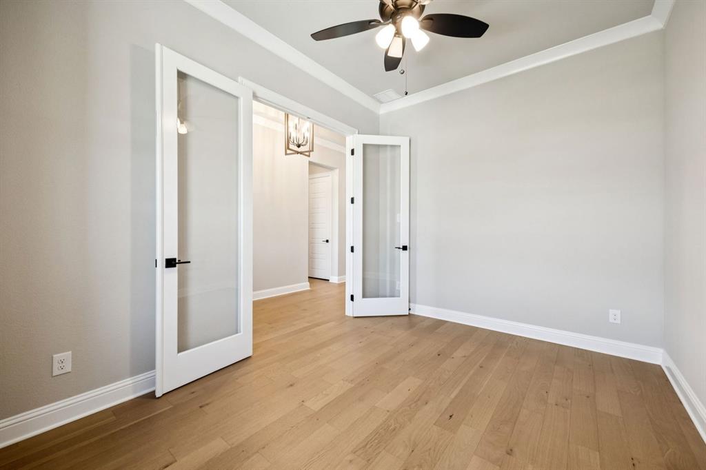 137 Cross Timbers Street Azle, TX 76020 - Photo 5 of 32 5-137Cross_005