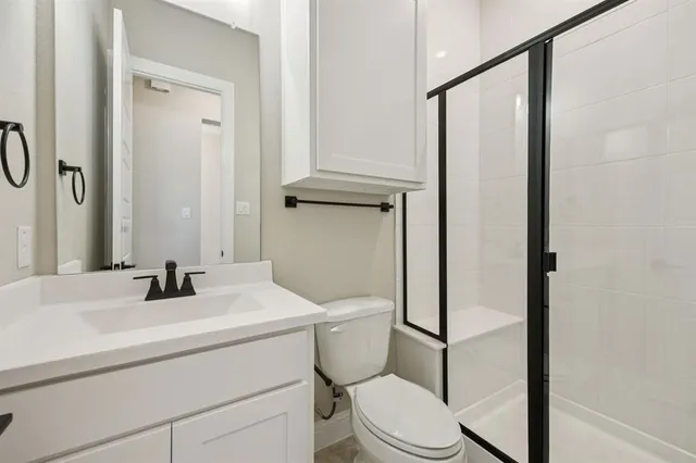 $599,900 | 137 Cross Timbers Street, Azle, TX 76020