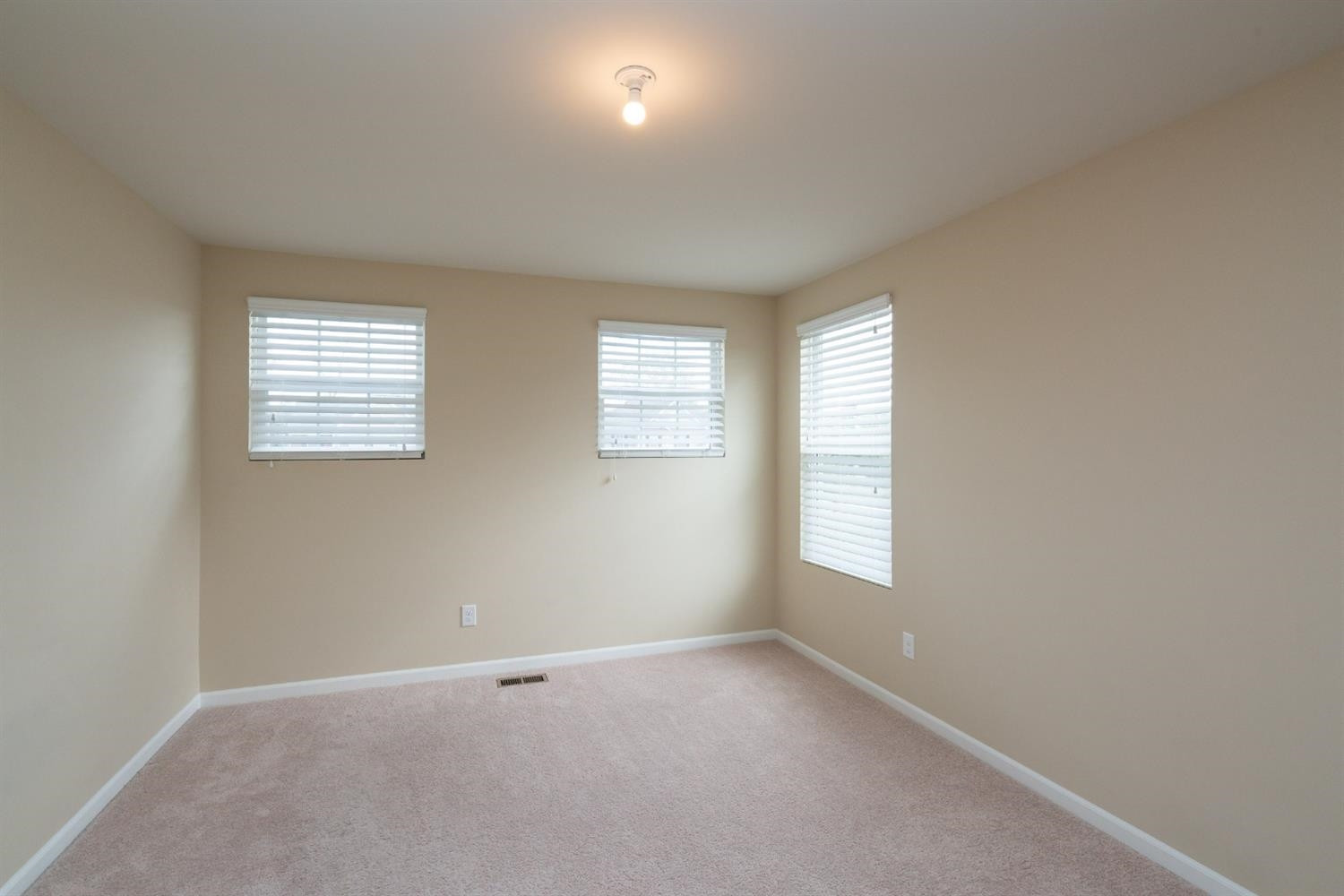 1195 Hickory Ridge Court South Canton, MI 48187 - Photo 28 of 43 Photo 28