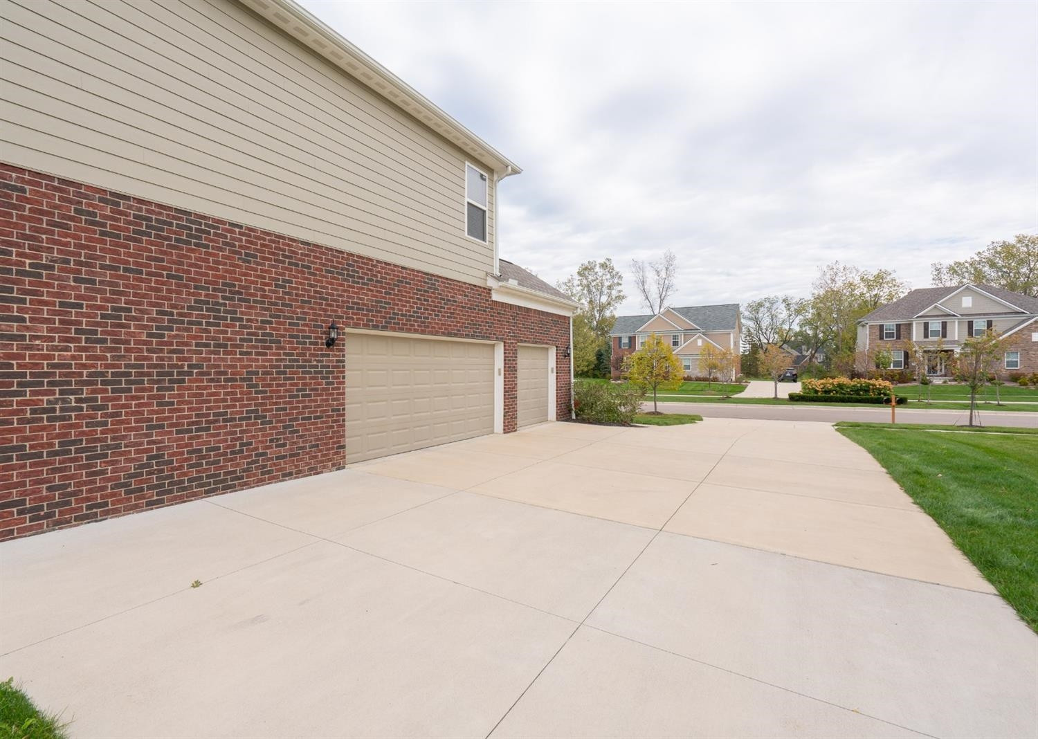 1195 Hickory Ridge Court South Canton, MI 48187 - Photo 38 of 43 Photo 38