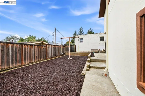 $1,048,000 | 18425 Pepper Street, Castro Valley, CA 94546