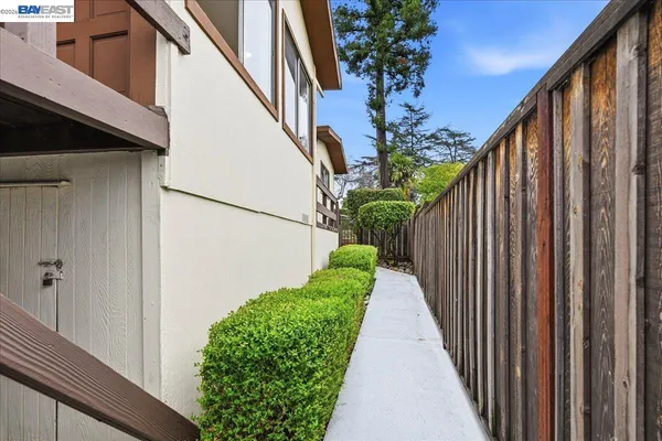 $1,048,000 | 18425 Pepper Street, Castro Valley, CA 94546