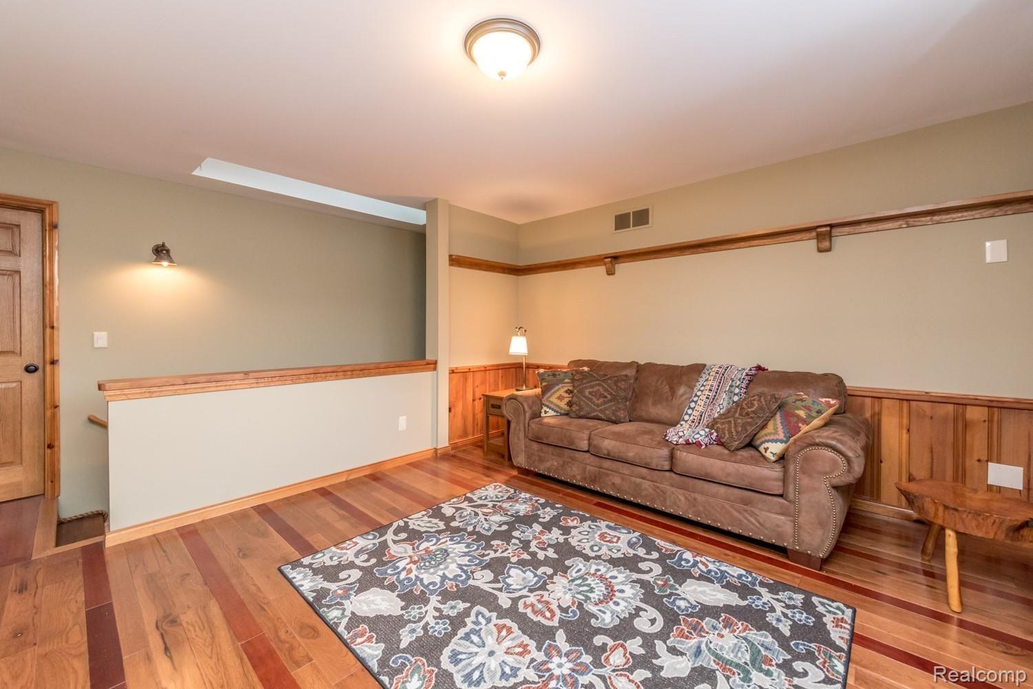 10226 Buhl Road Pinckney, MI 48169 - Photo 25 of 71 D75_6775.jpg