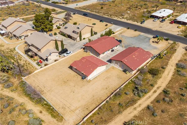 a view of a house with entertaining space