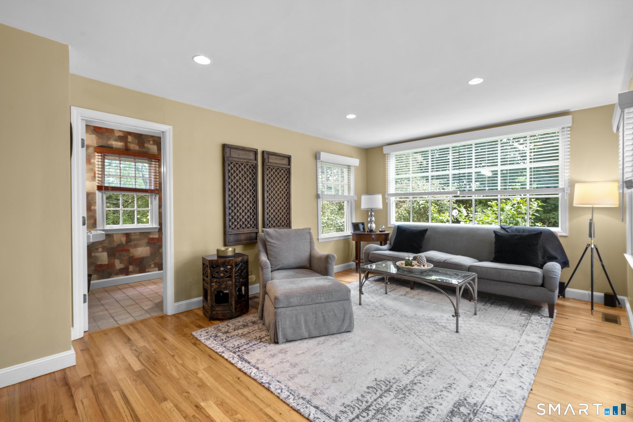 314 Longmeadow Road Orange, CT 06477 - Photo 26 of 35 Gallery Image 26