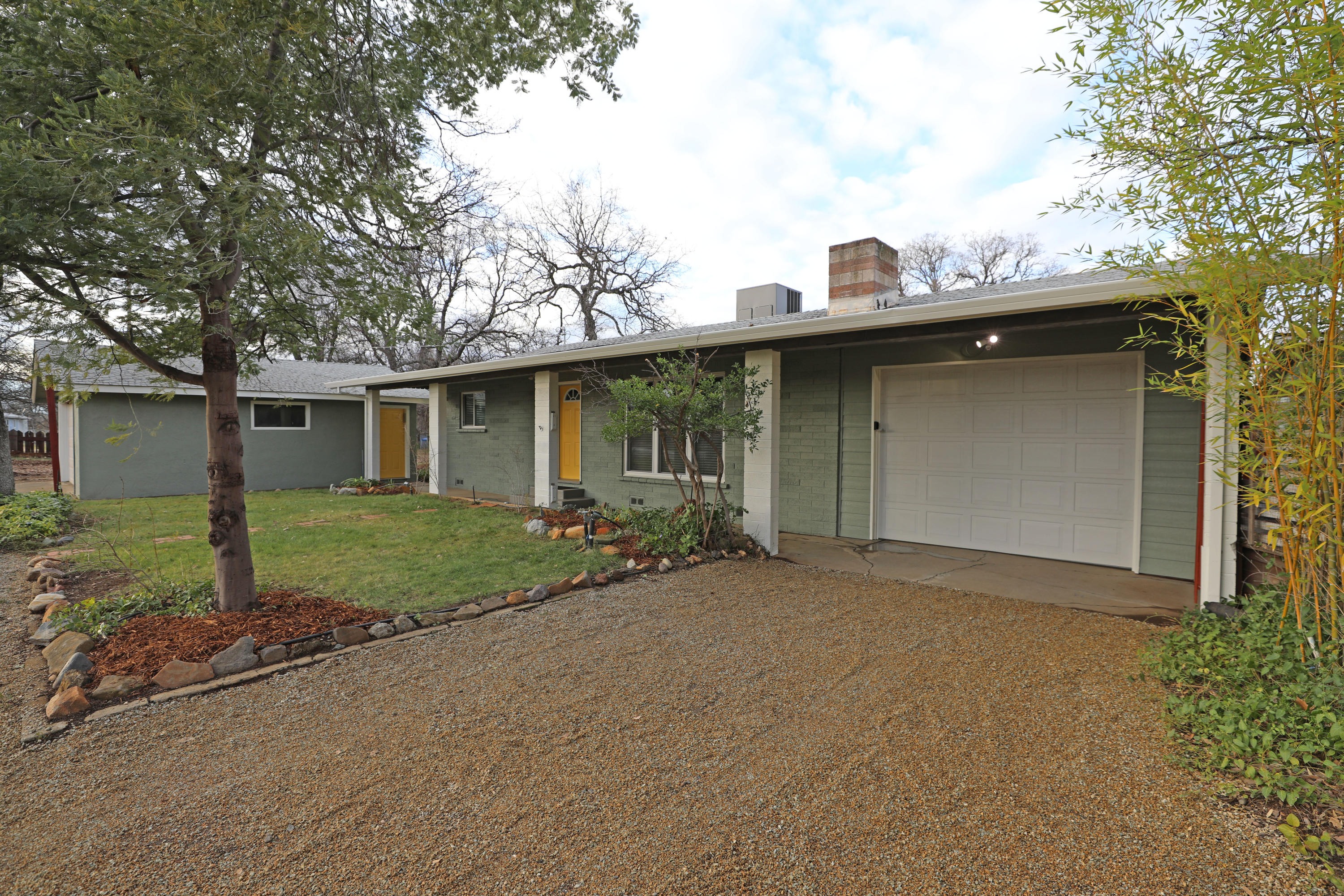 17944 Oasis Road Redding, CA 96003 - Photo 20 of 22 Front