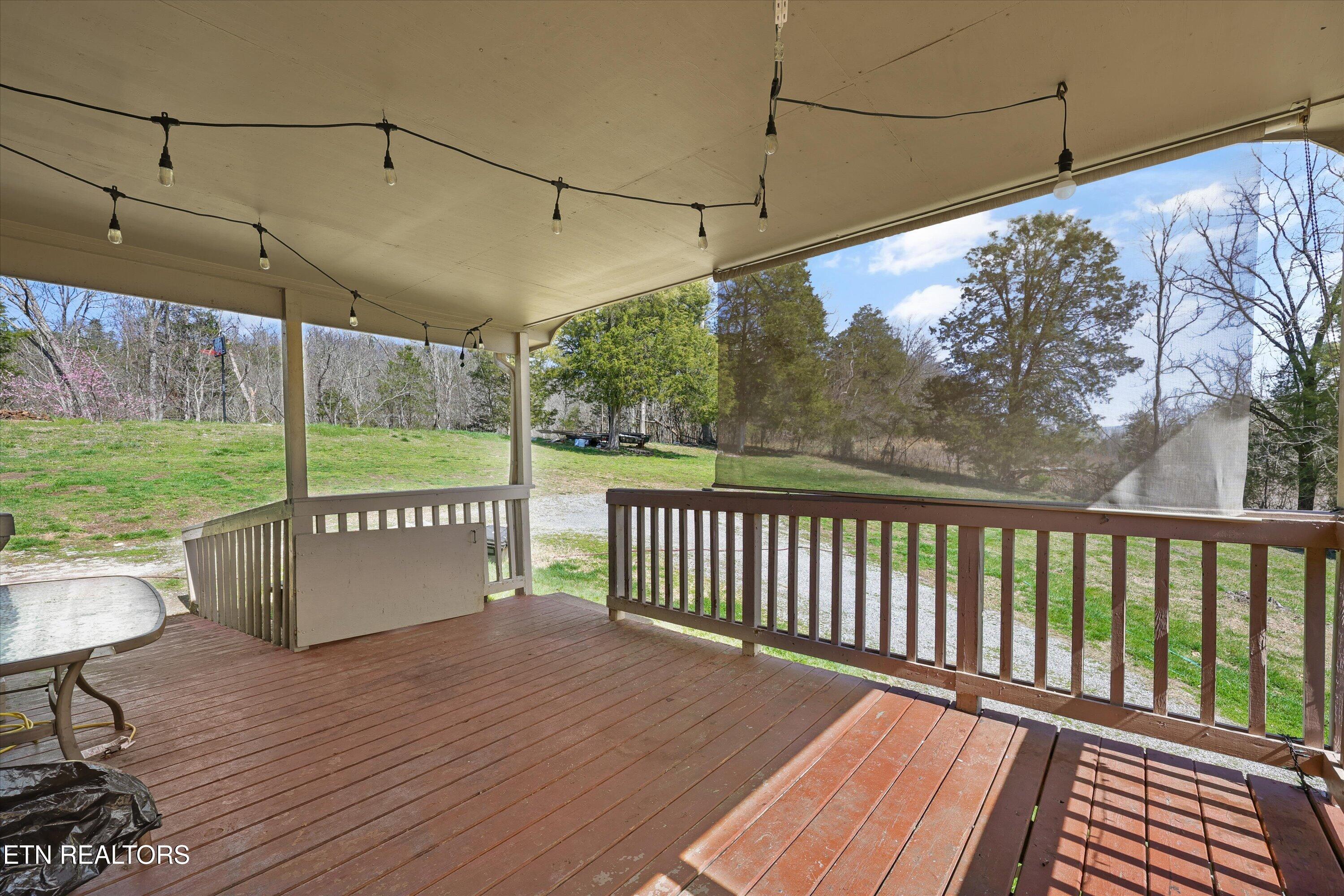 2086 Hickory Valley Road Maynardville, TN 37807 - Photo 2 of 35 02-2086 Hickory Valley Rd18