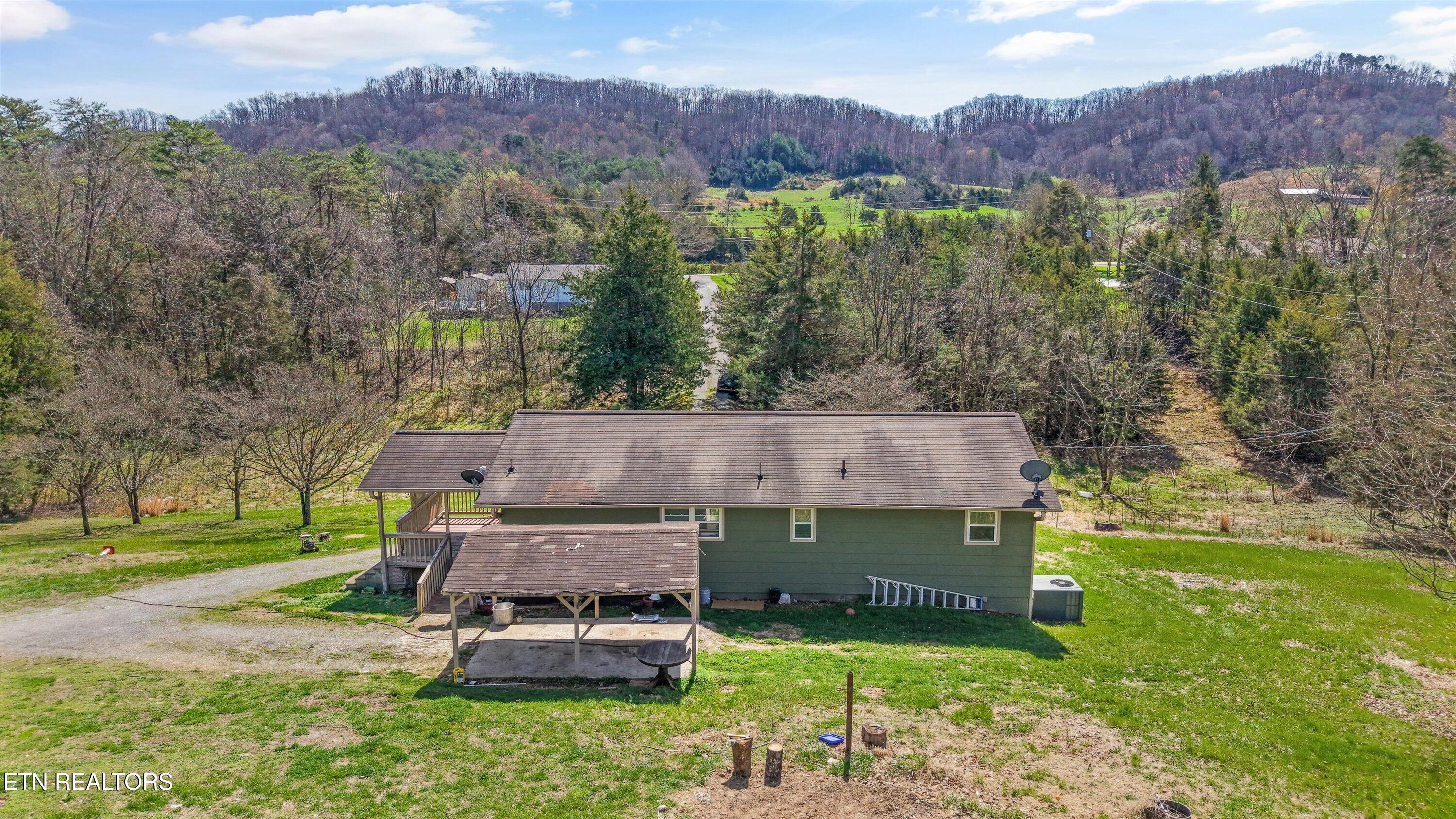 2086 Hickory Valley Road Maynardville, TN 37807 - Photo 29 of 35 29-2086 Hickory Valley Rd28