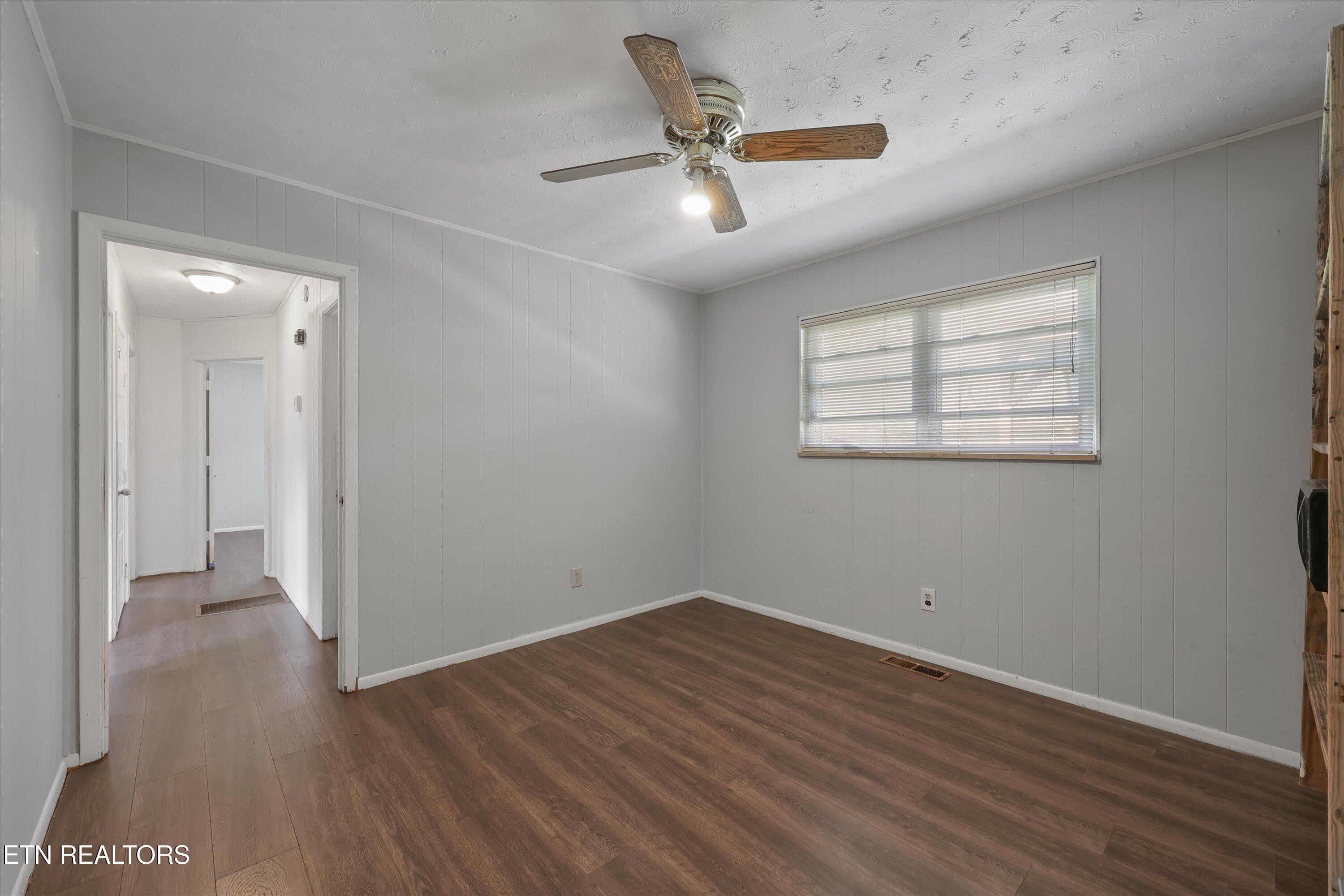 2086 Hickory Valley Road Maynardville, TN 37807 - Photo 10 of 35 10-2086 Hickory Valley Rd07