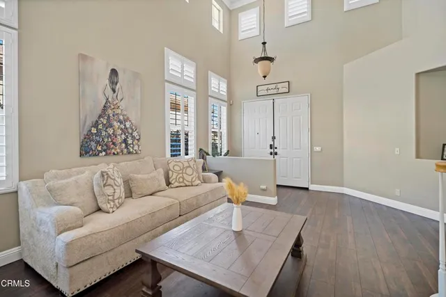 $1,025,000 | 30411 Star Canyon Place, Castaic, CA 91384