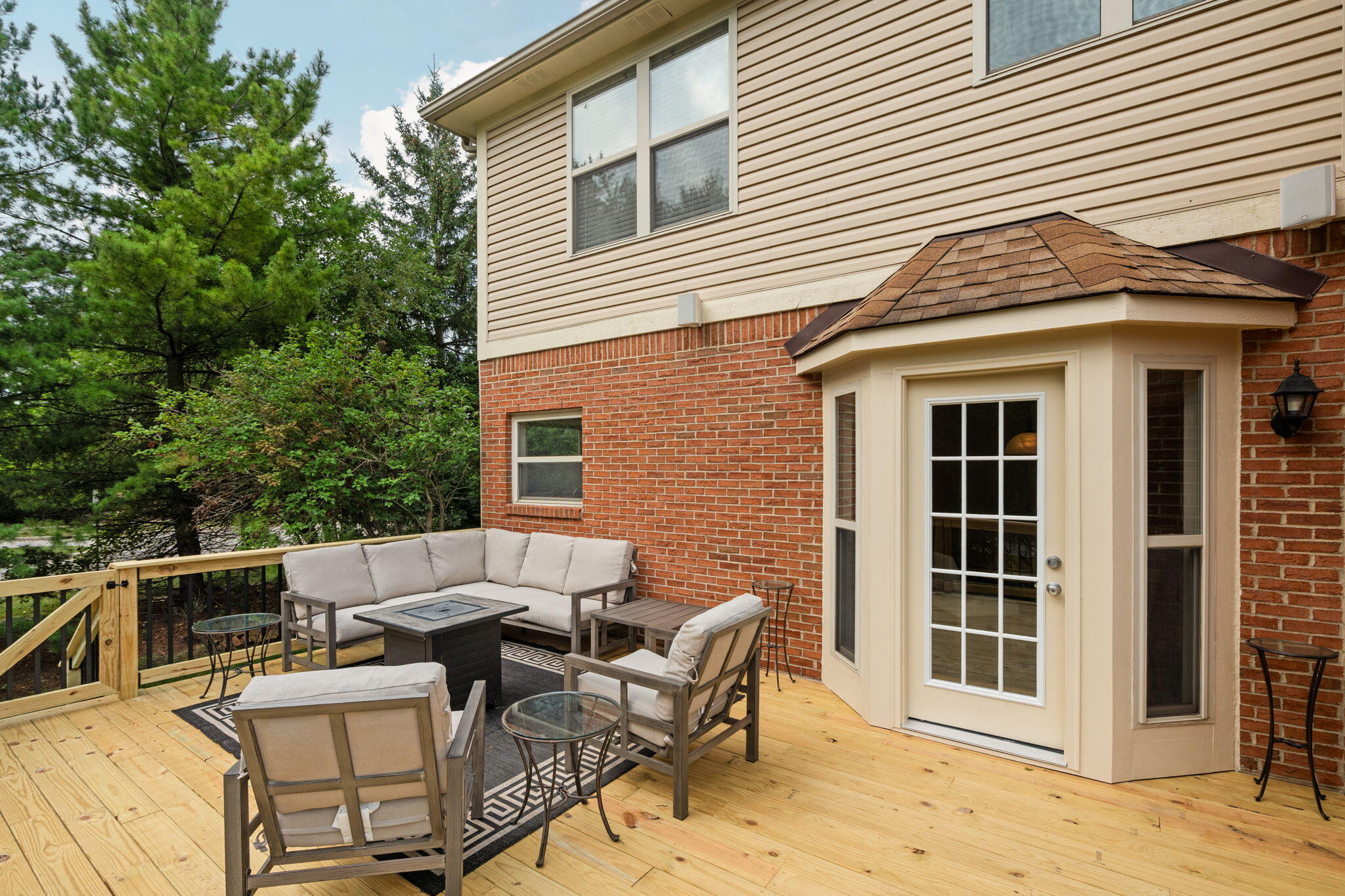 691 Park Lane Road Chelsea, MI 48118 - Photo 37 of 55 Deck