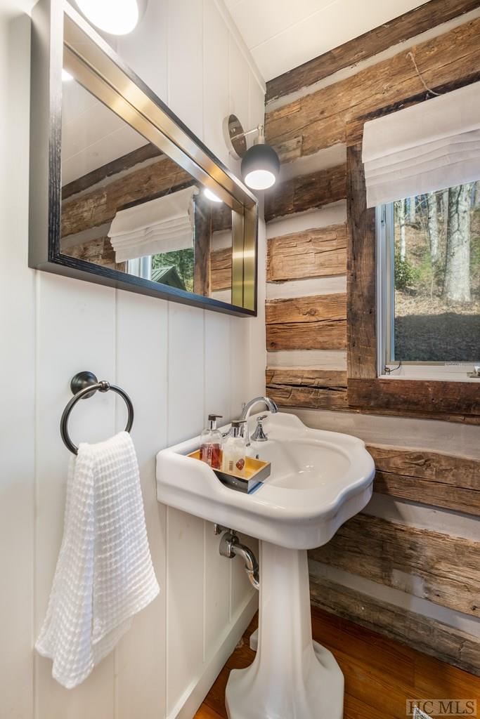 353 Gristmill Ridge Highlands, NC 28741 - Photo 34 of 75 Gallery Image 34