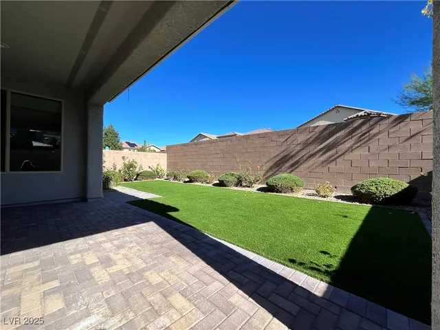 $3,385 | 7170 Cotton Bluff Street, Las Vegas, NV 89148