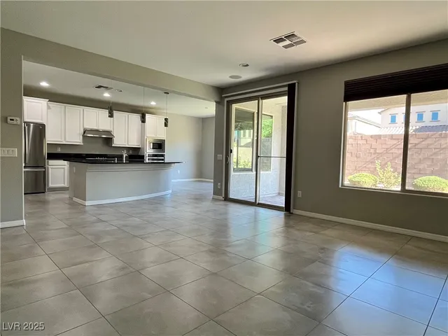 $3,385 | 7170 Cotton Bluff Street, Las Vegas, NV 89148