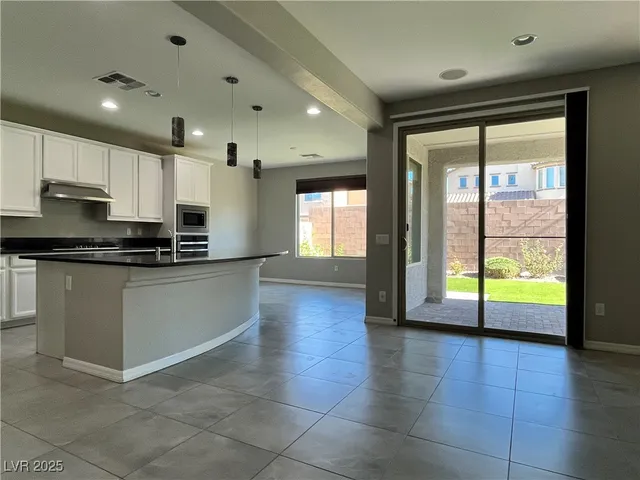$3,385 | 7170 Cotton Bluff Street, Las Vegas, NV 89148