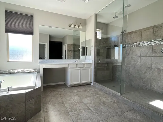 $3,385 | 7170 Cotton Bluff Street, Las Vegas, NV 89148