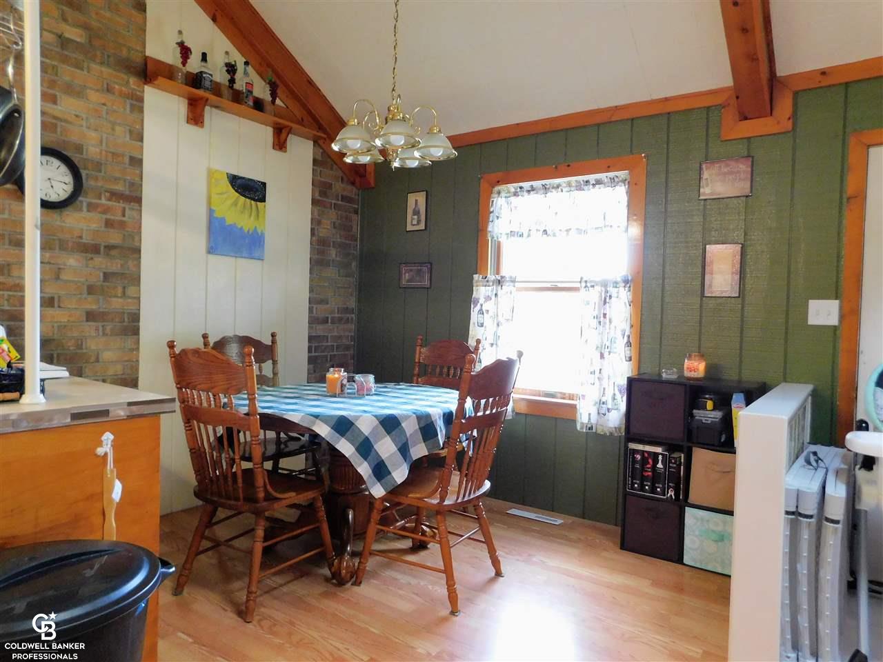 2250 Lakeshore Road Applegate, MI 48401 - Photo 16 of 44 50013117-18.JPG