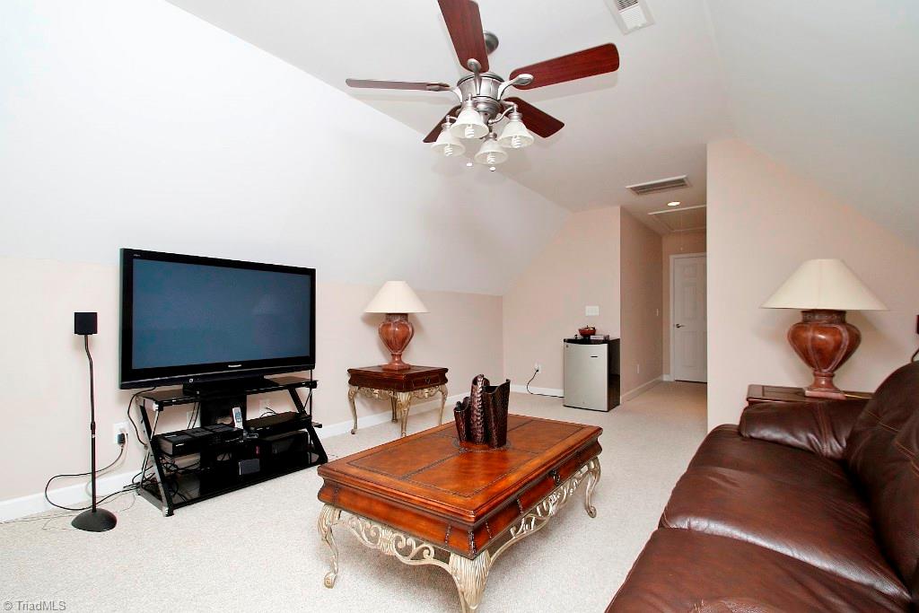 8200 Chestershire Road Oak Ridge, NC 27310 - Photo 21 of 25