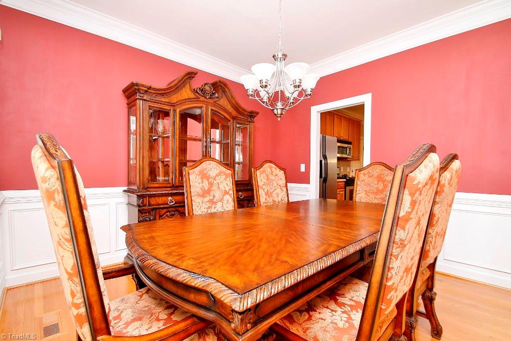 8200 Chestershire Road Oak Ridge, NC 27310 - Photo 5 of 25