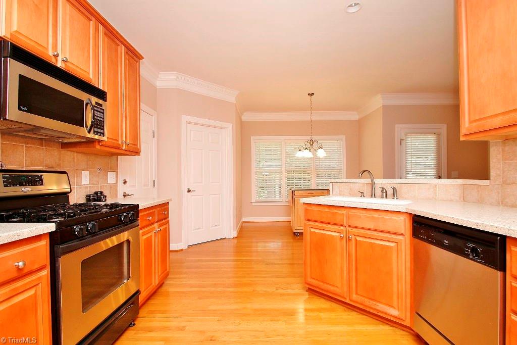 8200 Chestershire Road Oak Ridge, NC 27310 - Photo 7 of 25