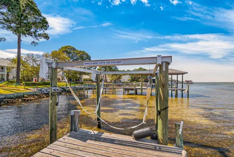 $1,395,000 | 186 Bayshore Drive, Miramar Beach, FL 32550