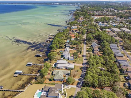$1,395,000 | 186 Bayshore Drive, Miramar Beach, FL 32550