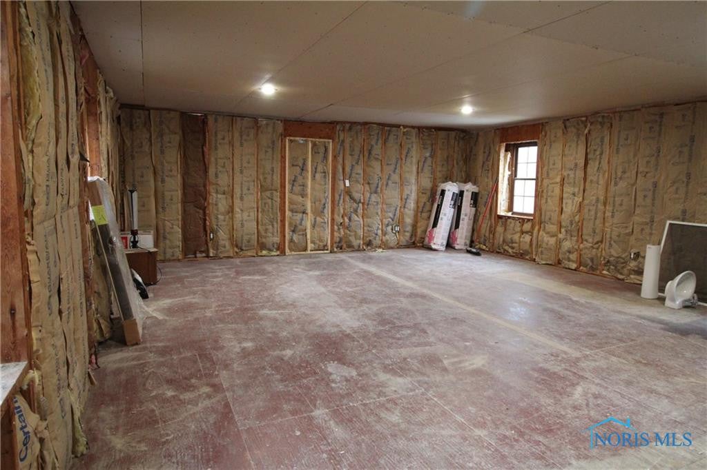 708 South River Road Waterville, OH 43566 - Photo 31 of 36 Gallery Image 31