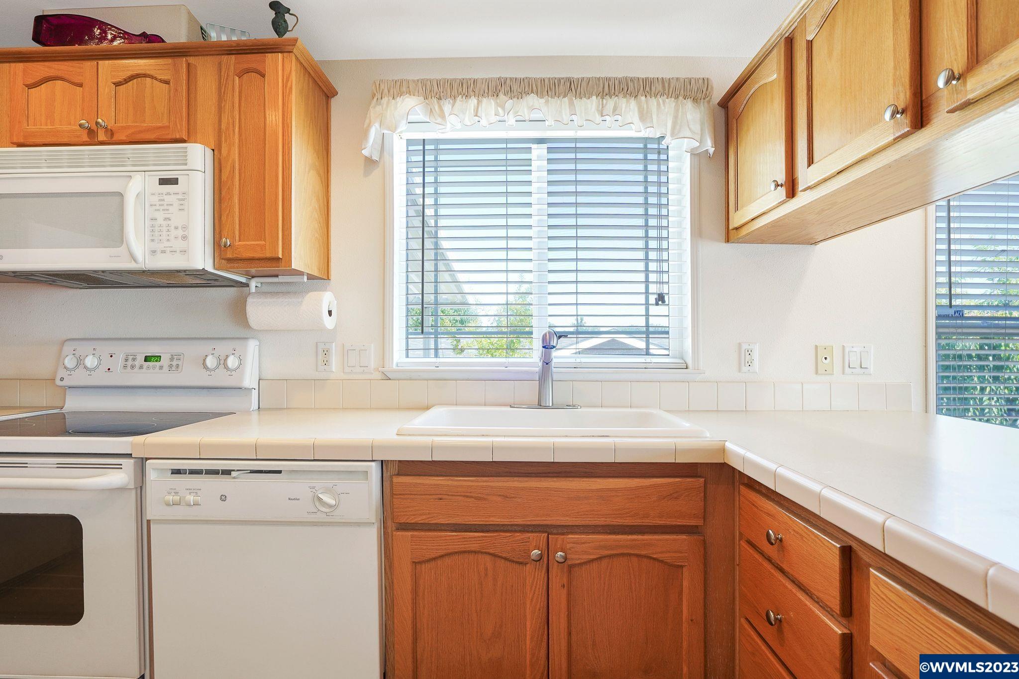 1630 Wallace Road Northwest, Unit 5 Salem, OR 97304 - Photo 19 of 34