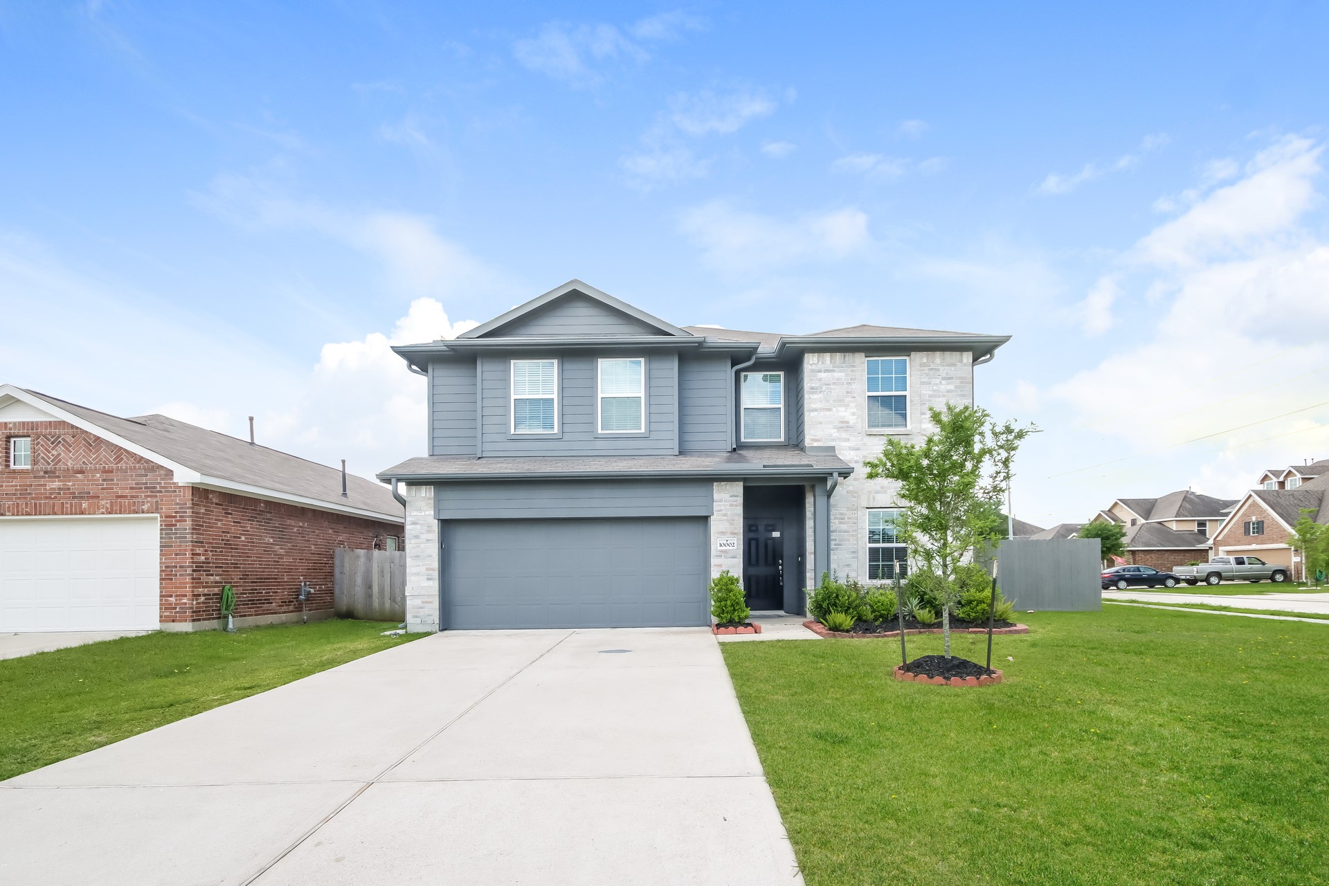10002 Chase Court Baytown, TX 77521 - Photo 1 of 15