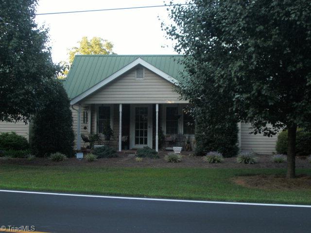 2020 Austin Traphill Road Elkin, NC 28621 - Photo 1 of 1 Main View