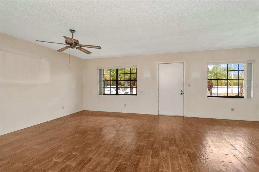 13250 Ridge Road, Unit 6A3 Largo, FL 33778 - Photo 3 of 35 Gallery Image 3