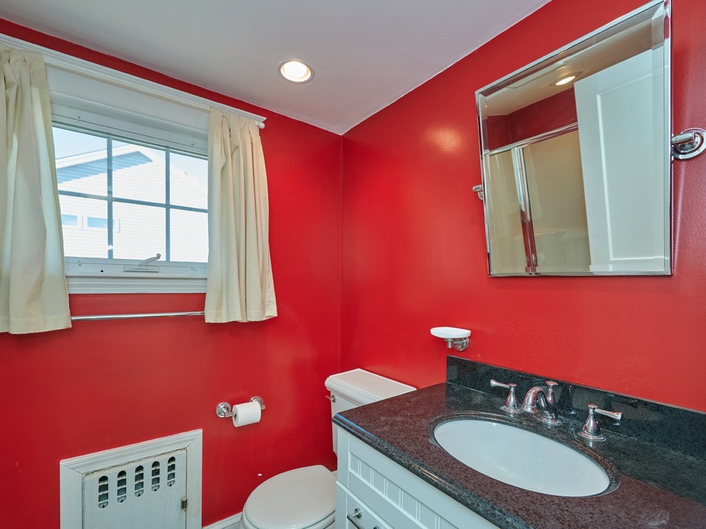 38 Endicott Road Stoneham, MA 02180 - Photo 22 of 27 Gallery Image 22