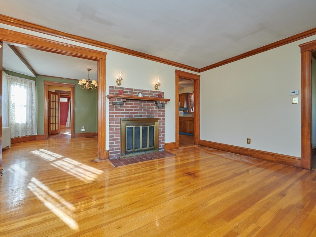 38 Endicott Road Stoneham, MA 02180 - Photo 7 of 27 Gallery Image 7