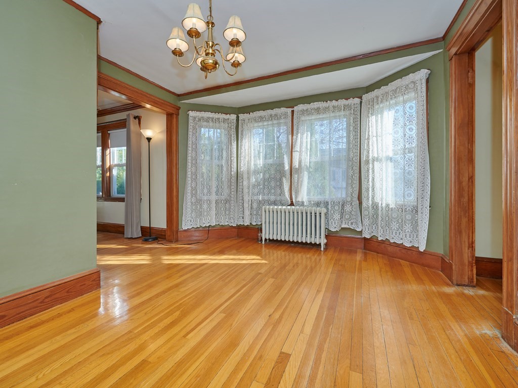 38 Endicott Road Stoneham, MA 02180 - Photo 8 of 27 Gallery Image 8