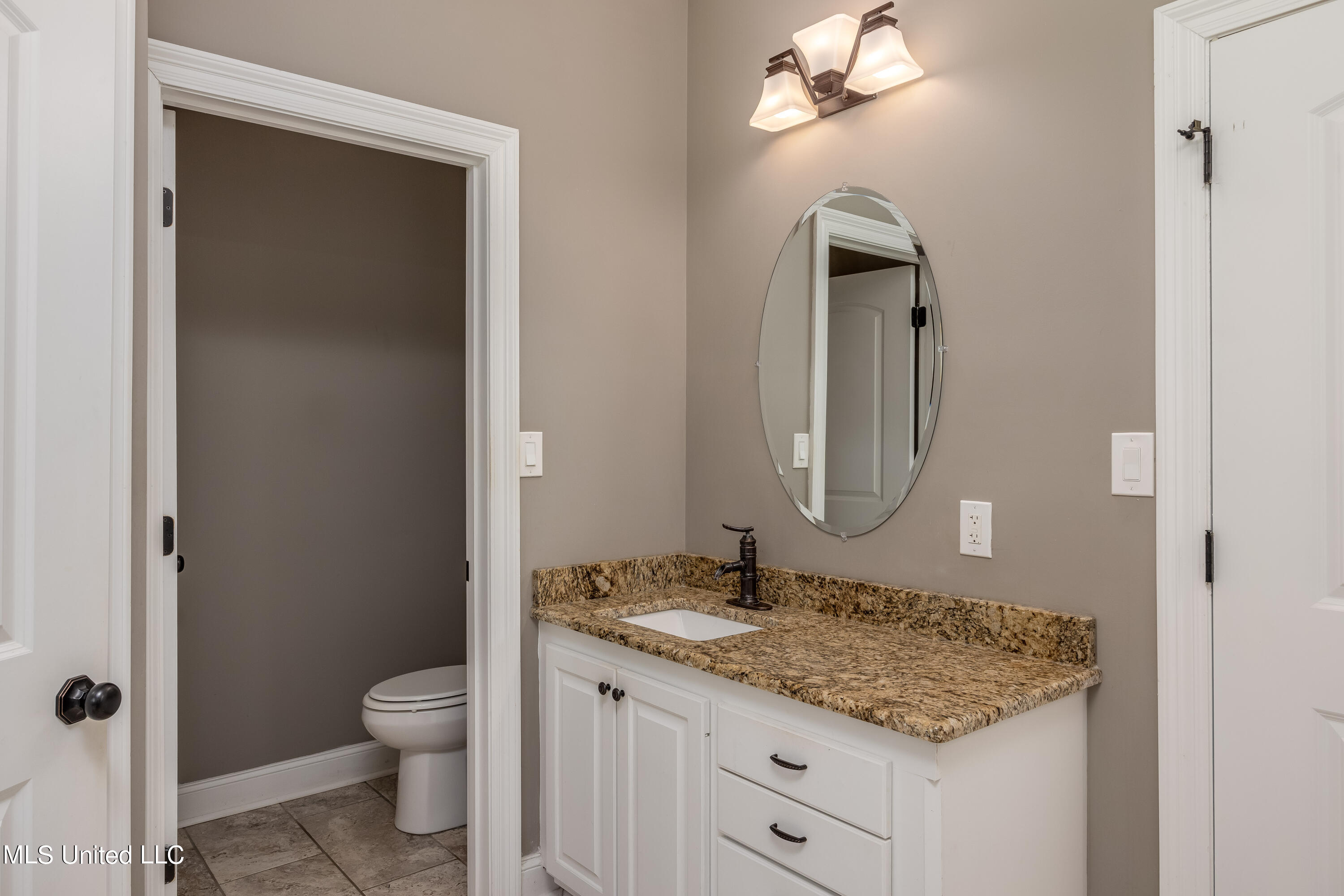 15141 I-55 South Frontage Road Terry, MS 39170 - Photo 10 of 23 Master Bath