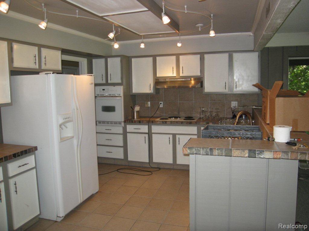 1573 Rulane Drive Lapeer, MI 48446 - Photo 2 of 21 IMG_6433