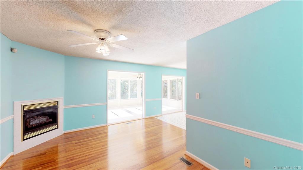 540 Robinhood Road, Unit 25 Maiden, NC 28650 - Photo 4 of 27 Gallery Image 4