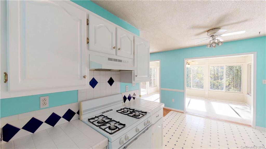 540 Robinhood Road, Unit 25 Maiden, NC 28650 - Photo 6 of 27 Gallery Image 6