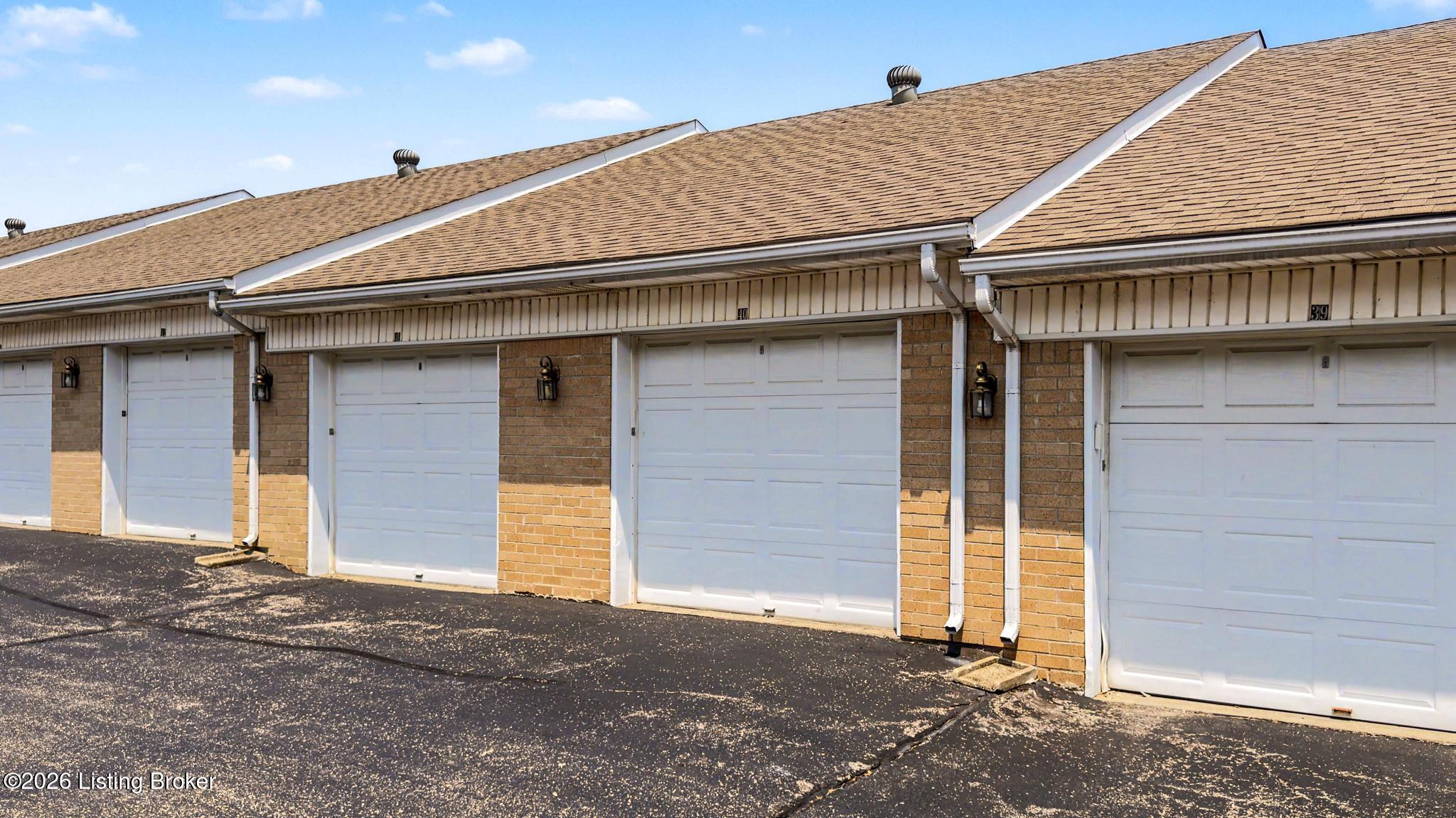 8508 Atrium Drive, Unit 1101 Louisville, KY 40220 - Photo 24 of 27 8508 Atrium Drive #1101-25