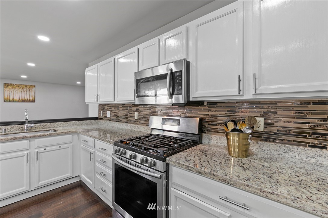 18805 1st Place West Bothell, WA 98012 - Photo 14 of 31 Gallery Image 14