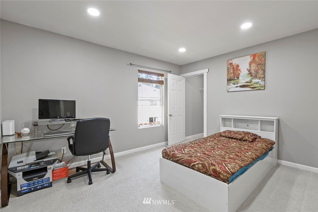 18805 1st Place West Bothell, WA 98012 - Photo 21 of 31 Gallery Image 21