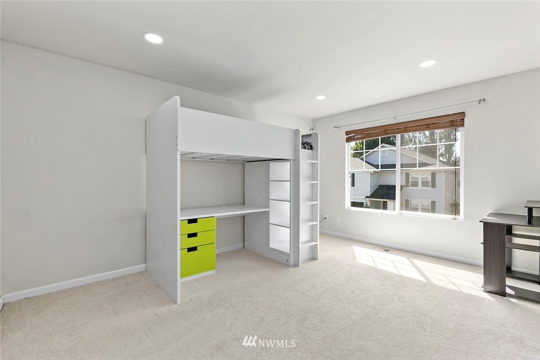 18805 1st Place West Bothell, WA 98012 - Photo 22 of 31 Gallery Image 22