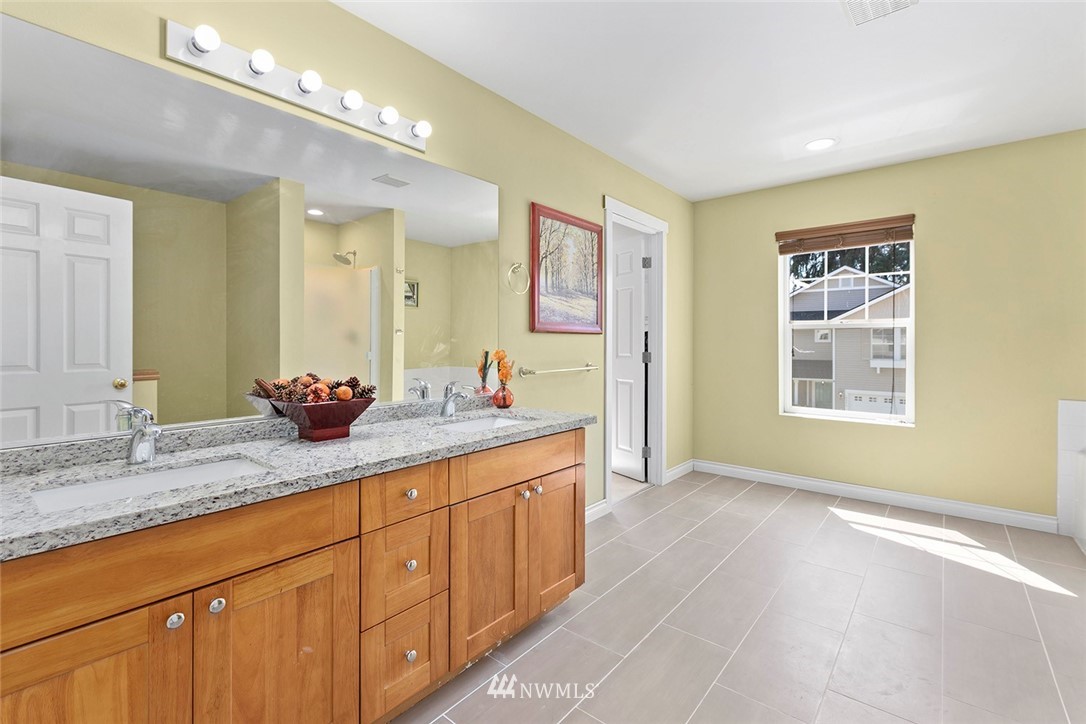 18805 1st Place West Bothell, WA 98012 - Photo 25 of 31 Gallery Image 25