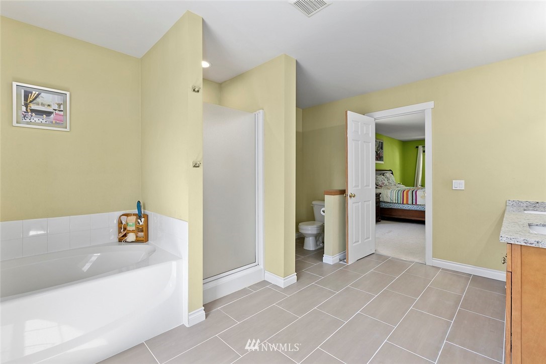 18805 1st Place West Bothell, WA 98012 - Photo 26 of 31 Gallery Image 26