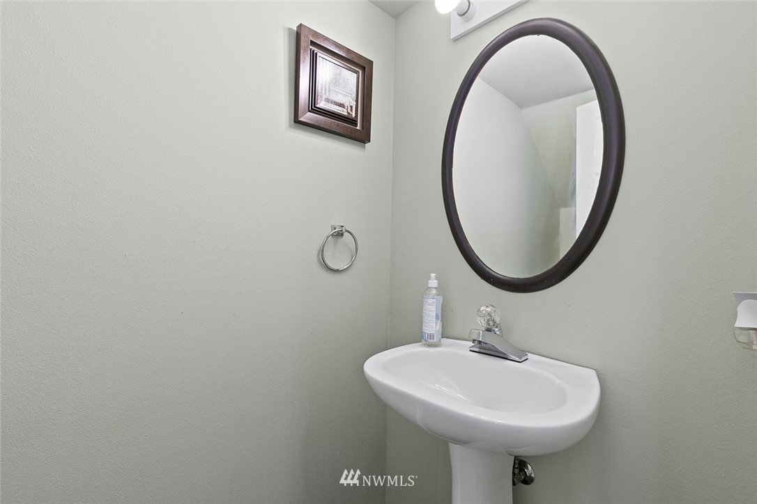 18805 1st Place West Bothell, WA 98012 - Photo 7 of 31 Gallery Image 7